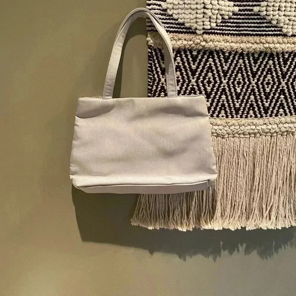 LIZ CLAIBORNE VINTAGE BEADED HAND BAG PURSE - Picture 3 of 5